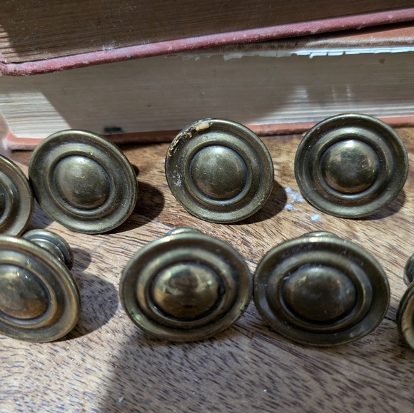 VTG Lot of 12 Bullseye Drawer Knobs Brass Cupboard Dresser Pulls - Picture 2 of 5